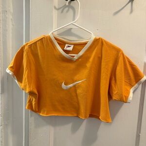 Nike Women's Crop Top SZ M